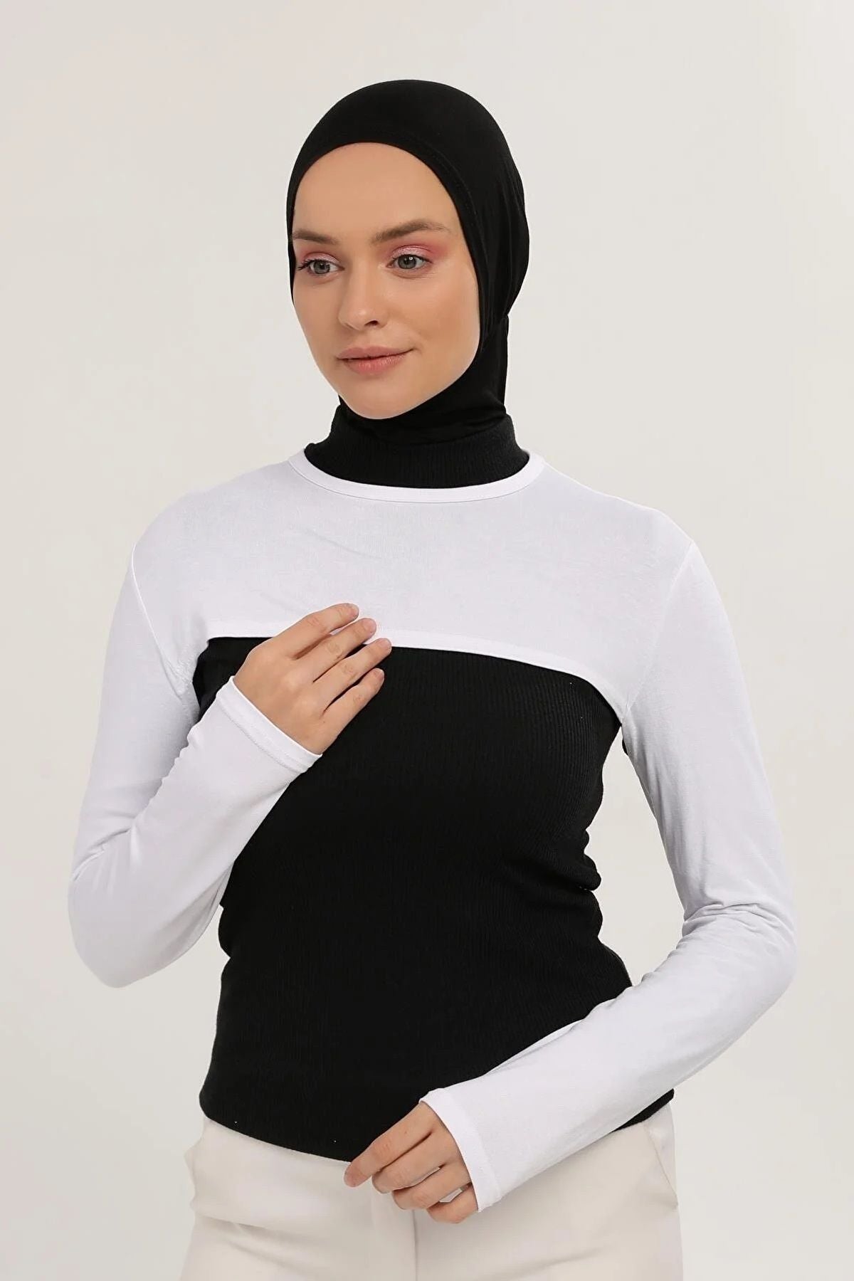 Boyunluklu Kolluk  beyaz