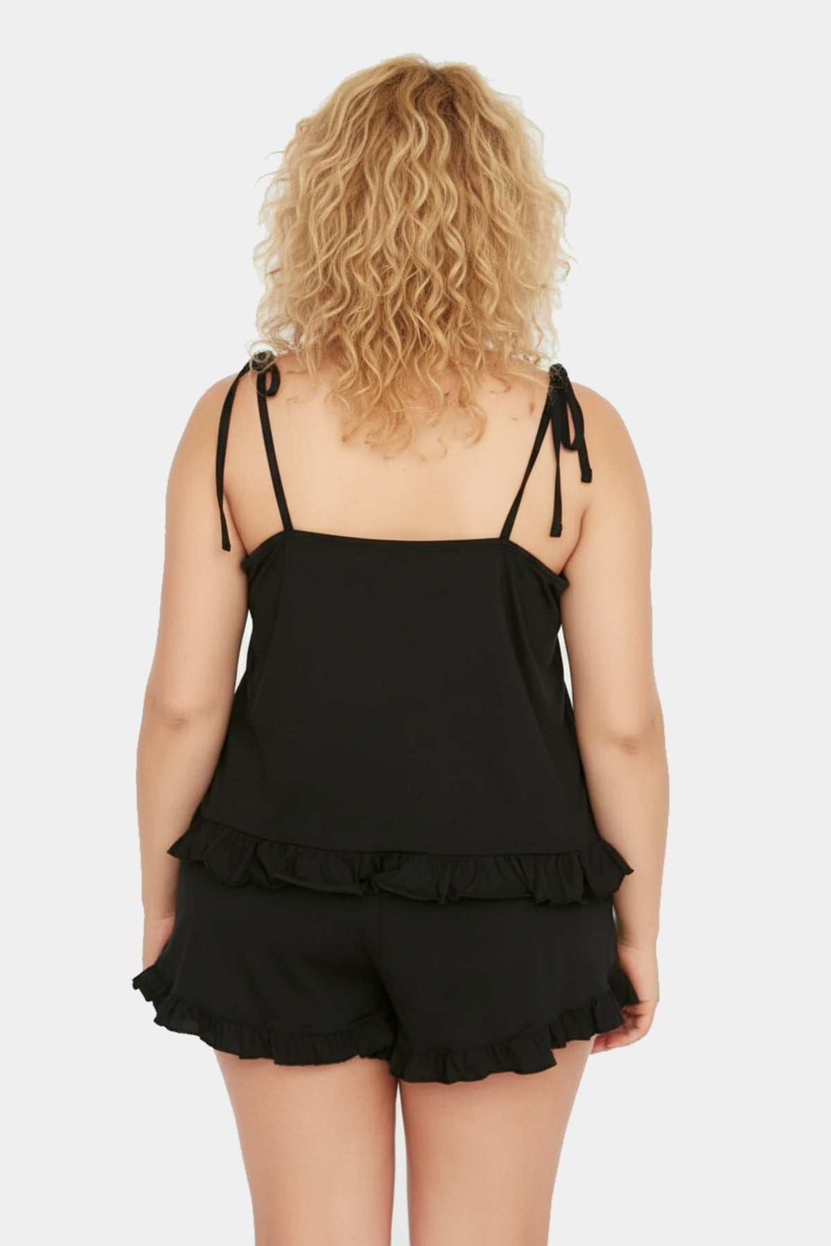 Askılı Fırfır Detaylı Büyük Beden Pijama Takımı