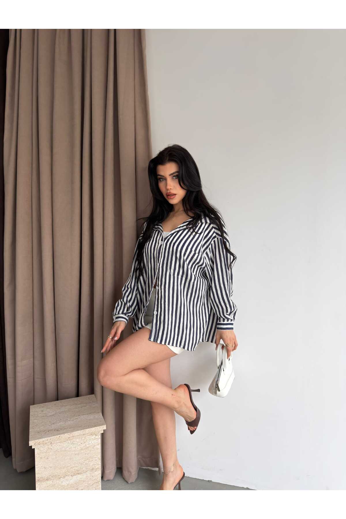Çizgili Oversize Gömlek